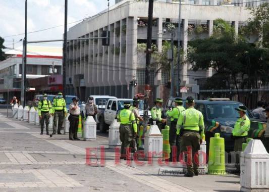 En San Pedro Sula se llevan a cabo estrictas medidas para evitar que se siga propagando el virus. Foto: EL HERALDO.