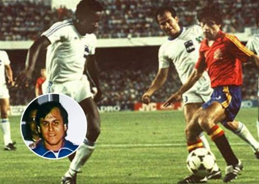 José de la Paz Herrera, mejor conocido como Chelato Uclés, fue el entrenador de la exitosa selección de Honduras que deslumbró en España 82.
