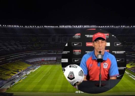 Pedro Troglio, entrenador de Olimpia, buscará clasificar a la siguiente fase en el partido de vuelta en el estadio Azteca.