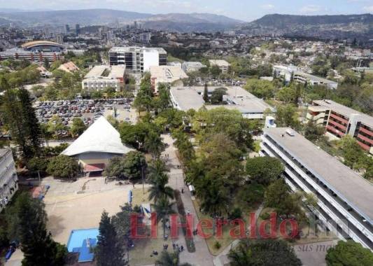 6 por ciento del presupuesto general debe ser asignado a la UNAH. Foto: El Heraldo