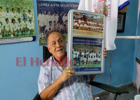 El entrenador hondureño José de la Paz Herrera le abrió, en su momento, las puertas de su casa a EL HERALDO.