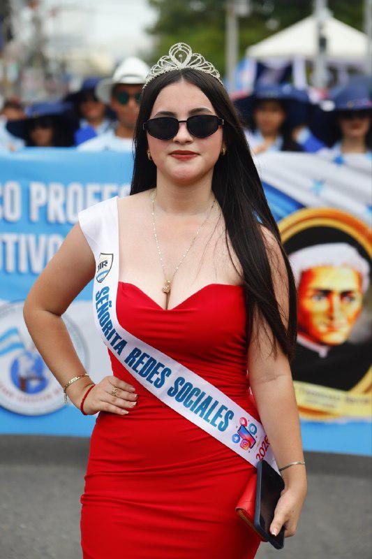 Las bellezas que no se vieron en pantalla: hondureñas captadas durante las fiestas patrias