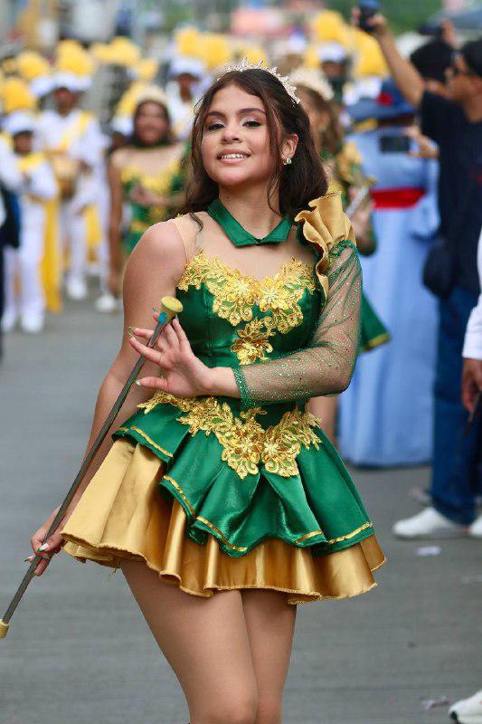 Rostros de las bellas palillonas que destacaron en estos desfiles patrios 2026