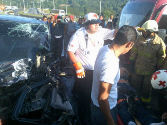 Accidente en El Durazno deja tres heridos