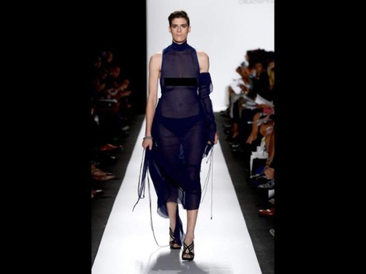 Modelo con rostro de varón impacta en las redes sociales