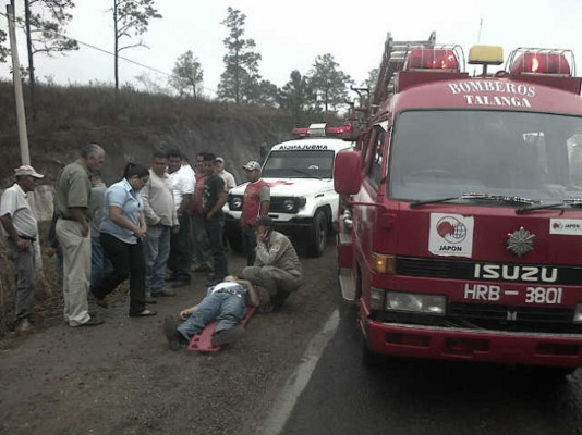 Un muerto y un herido en accidente en carretera a Olancho