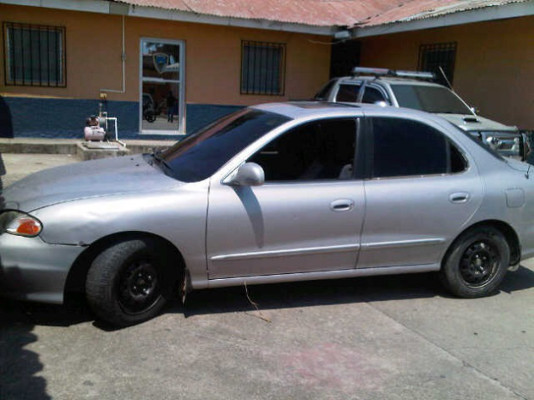 Policía, exagente y civil, sospechosos de crimen