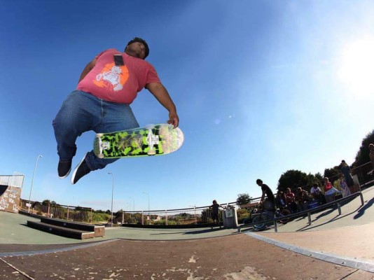 'Gordito' se queda dormido y los memes se hacen presente