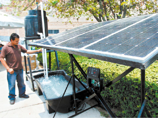 Exponen proyectos para reducir impacto ambiental