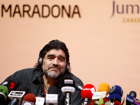 Maradona regresa el lunes a Italia, según su abogado