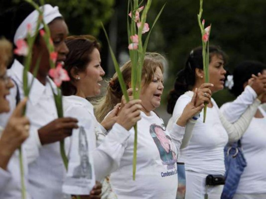 Cuba indulta presos ante arribo del papa Francisco