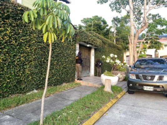 Las lujosas viviendas aseguradas al alcalde Roosevelt Avilez (FOTOS)