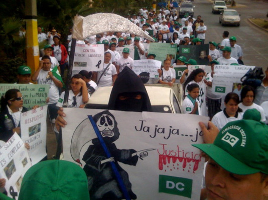 Exigen esclarecer muerte de Landaverde