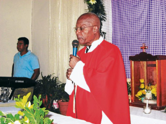 Presidente Lobo no visitó al Cristo Negro