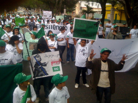 Exigen esclarecer muerte de Landaverde