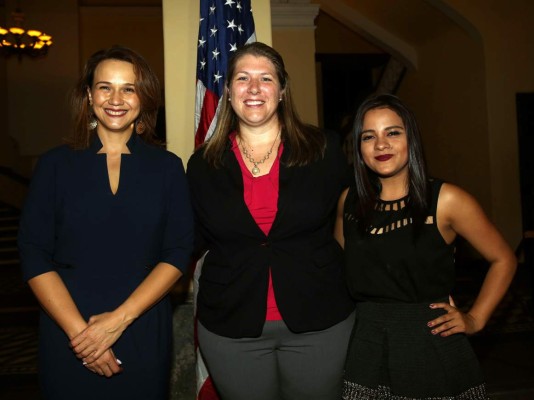 Kennedy es homenajeado en una muestra fotográfica
