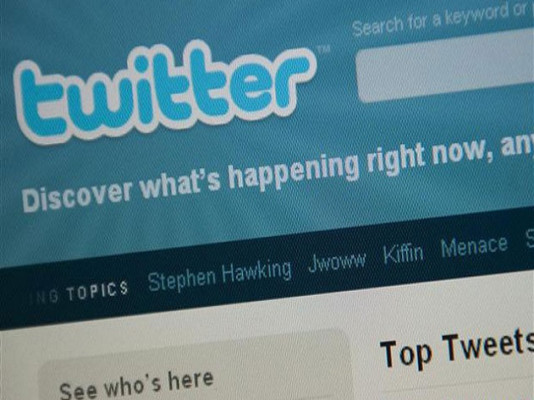 Twitter y redes sociales, nuevo desafío para diplomacia de EE UU