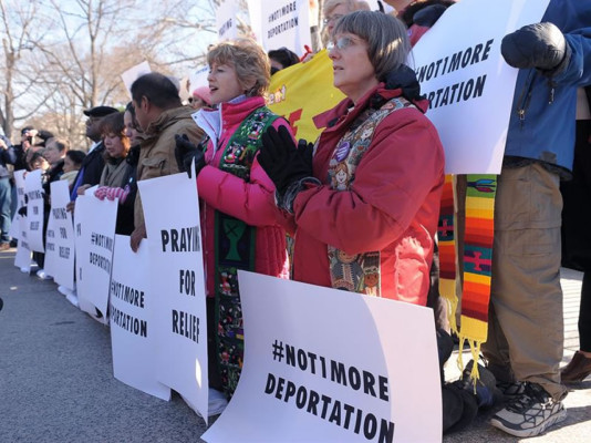 Protestan contra deportaciones de indocumentados en EUA