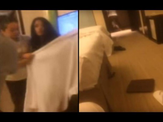 Entra desnuda a un hotel y hace un insólito pedido