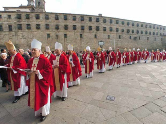 Ya llegaron 103 de los 115 cardenales al Vaticano