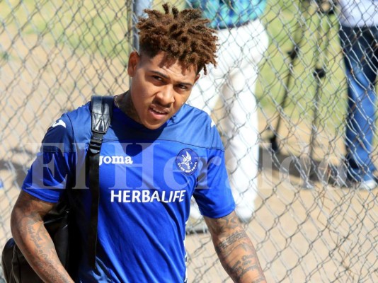 GALERIA: Henry Figueroa, el señor de los peinados ahora luce el estilo Bob Patiño