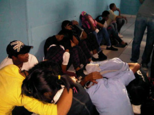 Policía detiene a 17 estudiantes en estado de embriaguez en el centro de Tegucigalpa