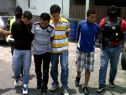 Capturan a cuatro presuntos violadores de una menor en Amarateca