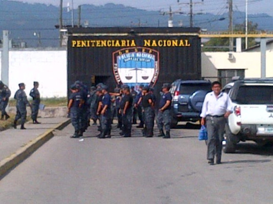 Operativos sorpresa en Penitenciaría Nacional