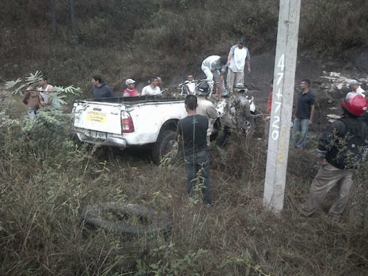 Un muerto y un herido en accidente en carretera a Olancho