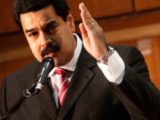 Reunión de la cúpula tras empeoramiento de salud de Chávez