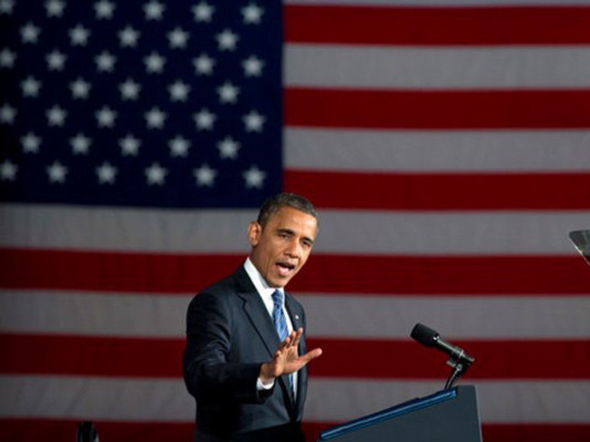 Obama asegura voto hispano con política migratoria