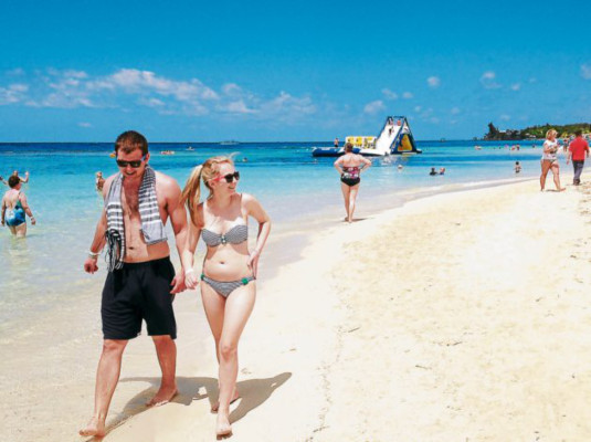 Los tesoros naturales de las islas del Caribe hondureño