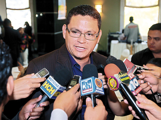Escuelas no ampliaron el año escolar