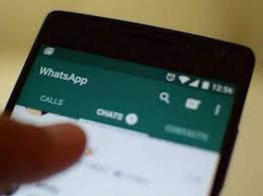Así puedes descubrir si alguien te espía en WhatsApp