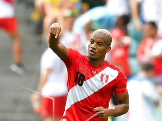 André Carrillo anota el primer gol de Perú en el Mundial de Rusia 2018