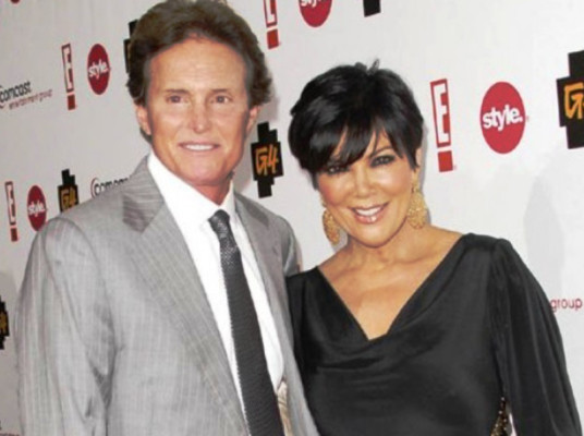 Mamá de Kim Kardashian se divorcia