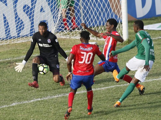 Primer clásico sin Donis Escober por decisión técnica, tras el retiro de Valladares