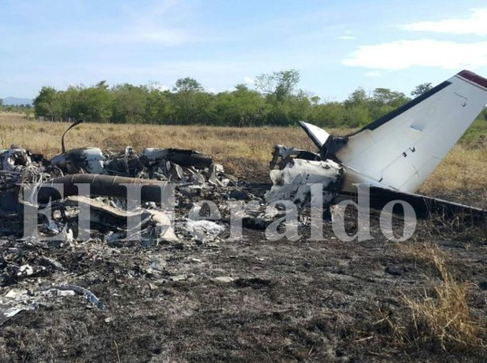 Encuentran narcoavioneta incinerada en la zona oriental de Honduras