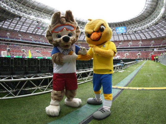 Un canario furioso, popular mascota de Brasil en el Mundial de Rusia 2018