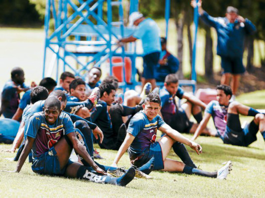 Clavasquín se enfoca en Platense