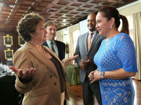 EUA reitera apoyo para frenar el flujo de los migrantes