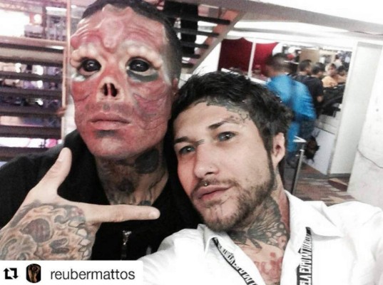 Fotos: Ellos poseen las modificaciones corporales más extremas y bizarras del mundo