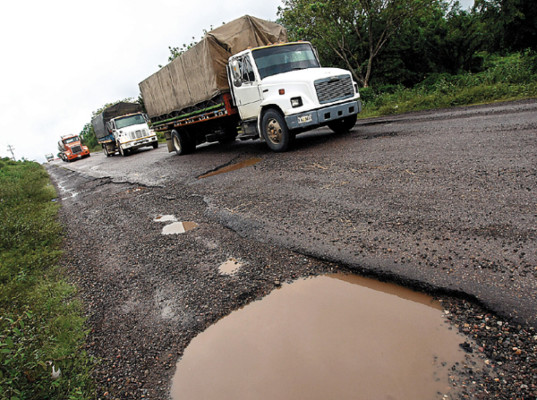 Falla en KM 54 de la carretera al sur cumple 6 meses