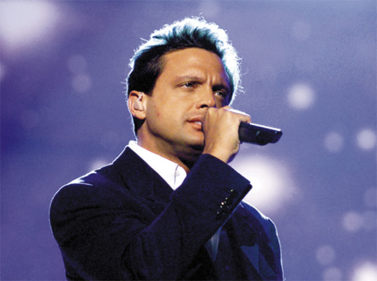 Luis Miguel cantará en el Festival People en Español