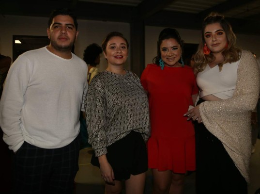 moda hondureña con un toque de locura