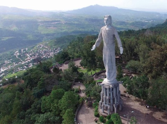 Con homilía y concierto festejarán el 20 aniversario del Cristo de El Picacho