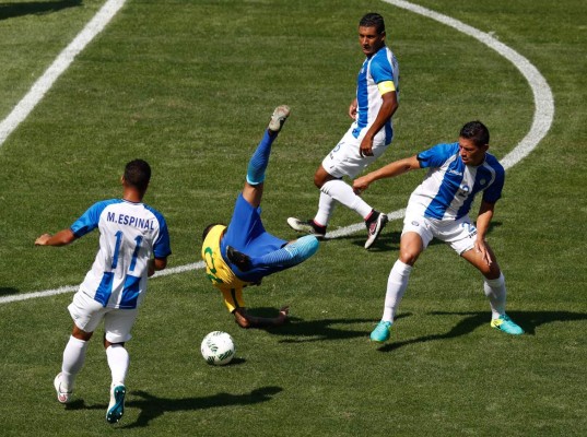 Pinto: 'Nos quedan fuerzas para pelear por la medalla de bronce'