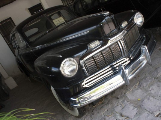 Flotilla presidencial de lujo en Villa Roy