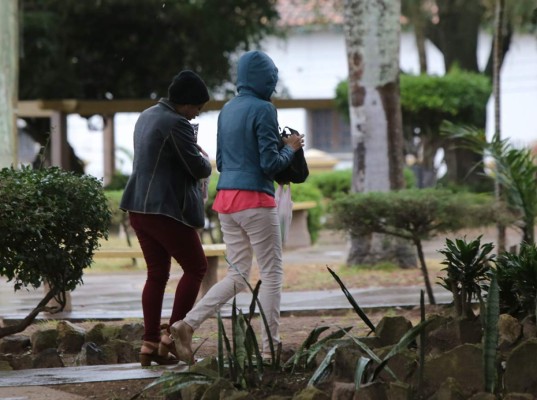 Anuncian lluvias leves y moderadas para la capital