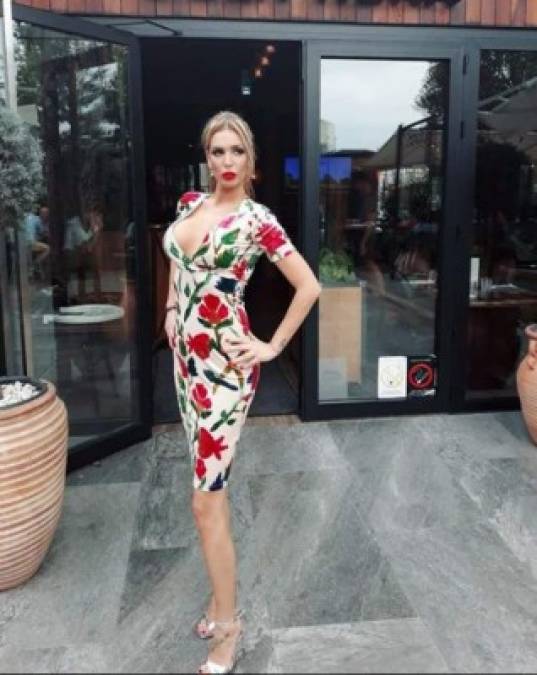 FOTOS: Ava Karabatic, la exmodelo de Playboy que quiere ser presidenta